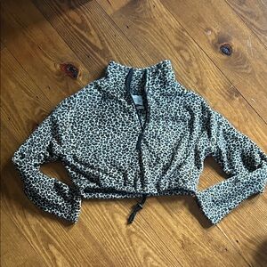 Urban outfitters Long sleeve fuzzy Leopard Print Cropped zip
